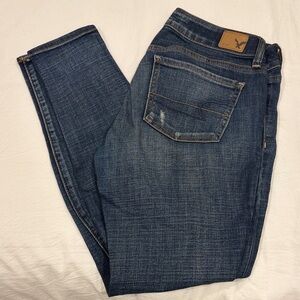 American Eagle Outfitters Distressed Distressed Blue Jeans